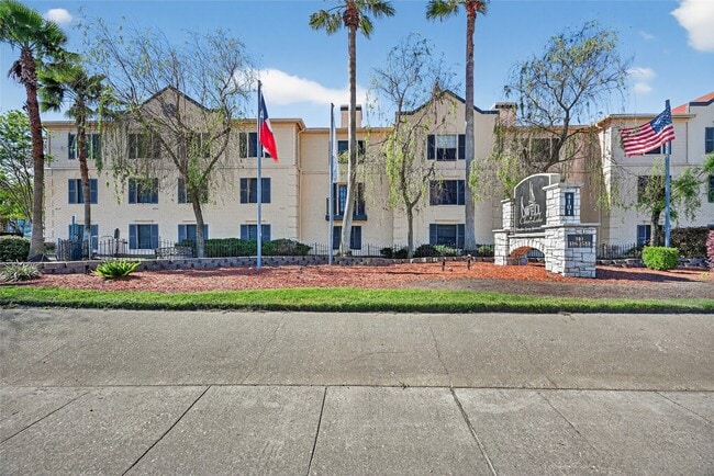 Photo - 4101 E NASA Pkwy Unit 225