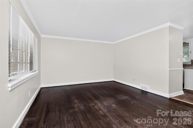 Photo - 2642 Arnold Dr