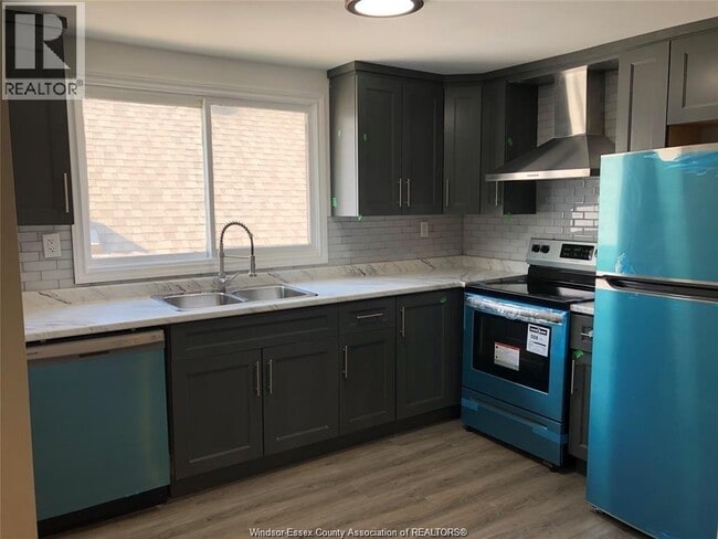 Photo - 567 Hildegarde St