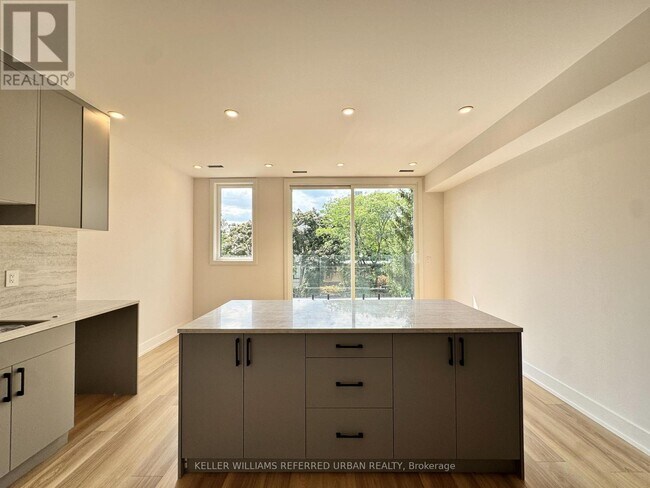 Photo - 269 Brunswick Ave