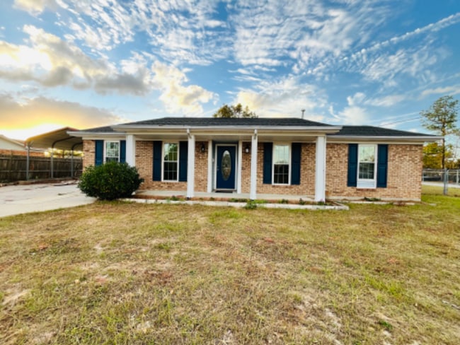 Building Photo - 3719 Lyncrest Dr Rental