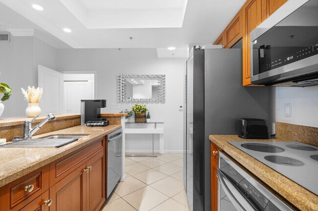 Photo - 347 N New River Dr E Unit 405