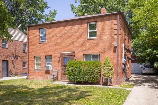Photo - 20131 Crystal Ave Unit Up