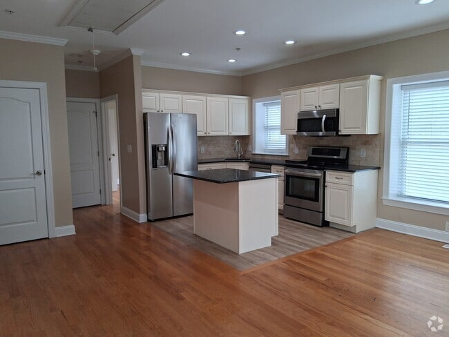 Building Photo - 508 Philadelphia Pike Unit 508 B Rental