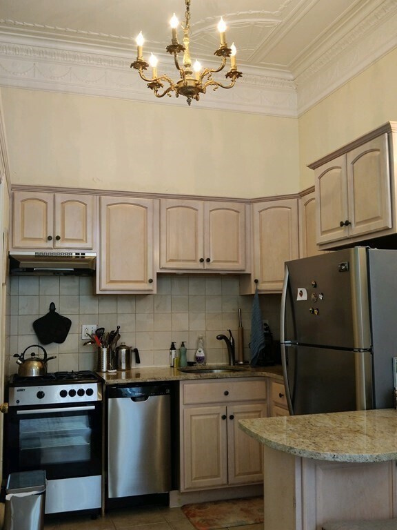 Photo - 63 Marlborough St Apartments Unit 4