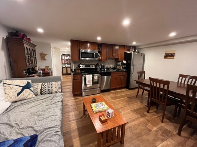 Building Photo - 622 9th St NE Rental