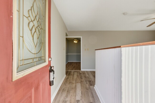 Photo - 7800 Temple Acres Dr