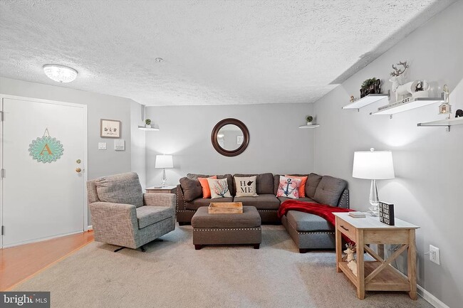 Photo - 209 Oak Leaf Cir Unit G