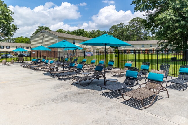 Sun Deck - Brynn Marr Village offering 1, 2 and 3 bed...