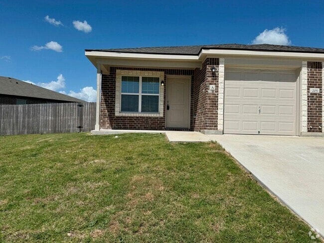 Building Photo - 205 Dolphin Dr Rental