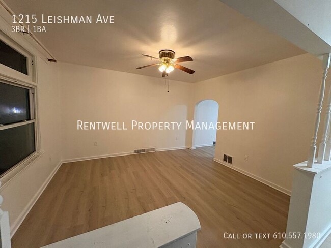 Photo - 1215 Leishman Ave