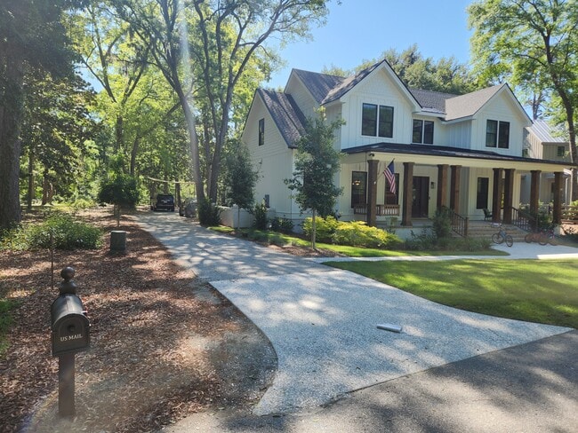 Photo - 41 Stockfarm Rd