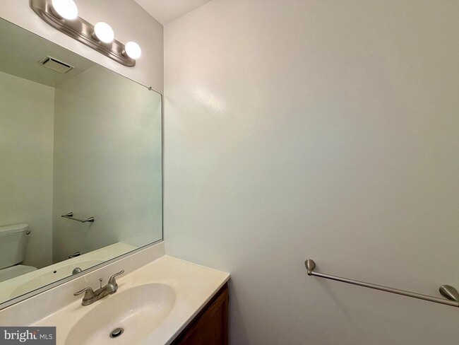 Photo - 6064 Majors Ln