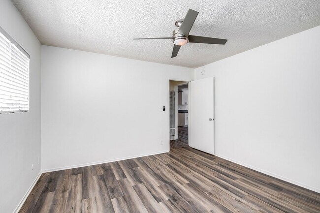 Photo - 836 Westbourne Dr Unit 202