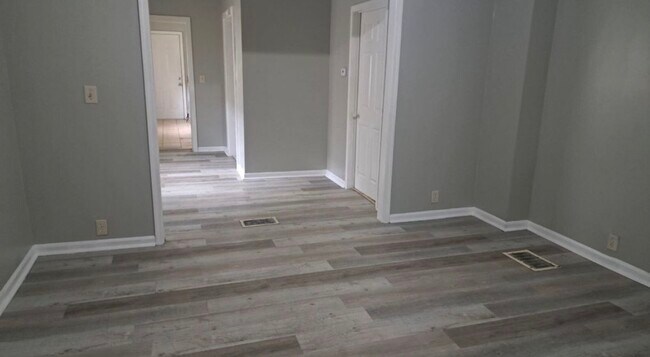 Photo - 832 S Pershing Ave Unit 832 South Pershing Ave