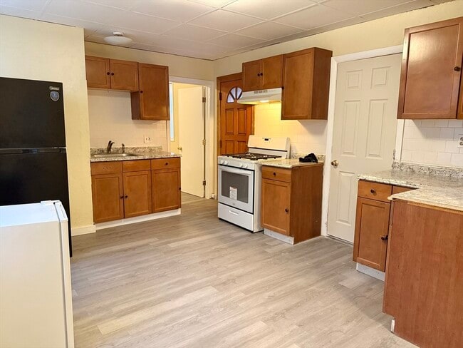 Photo - 47 Williams St Unit 4