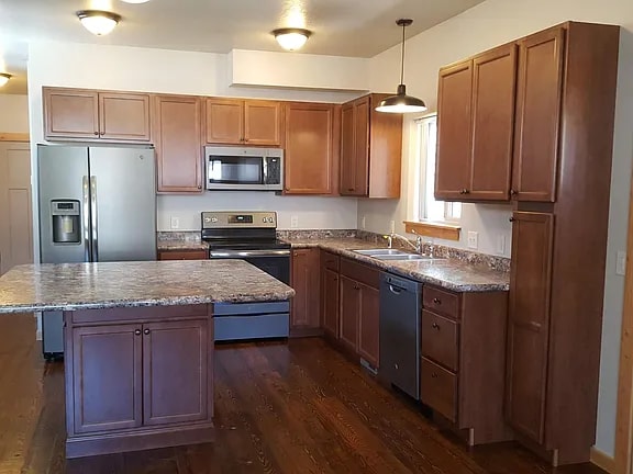 Photo - 2025 Mount Ave