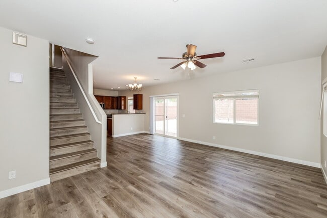 Photo - 10215 Cougar Crossing St