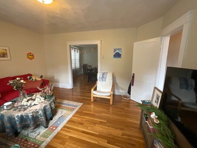Photo - 137 Fayerweather St Unit 1