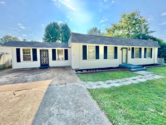 Photo - 1230 Garden Rd