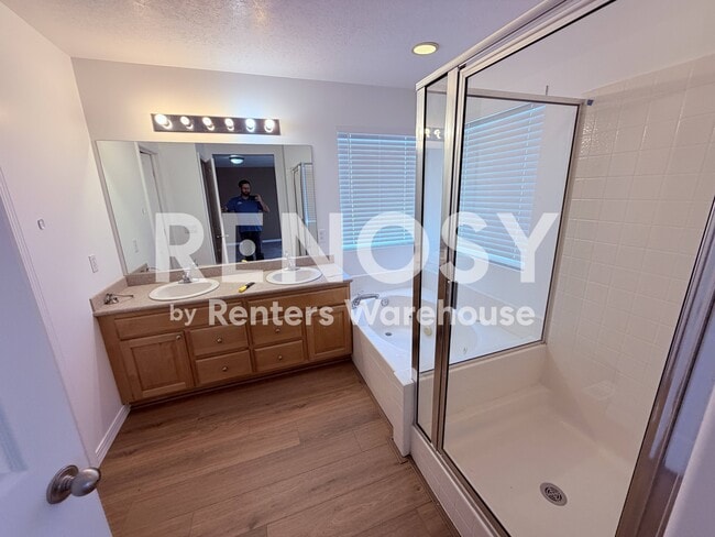 Photo - 3257 Park Springs Dr