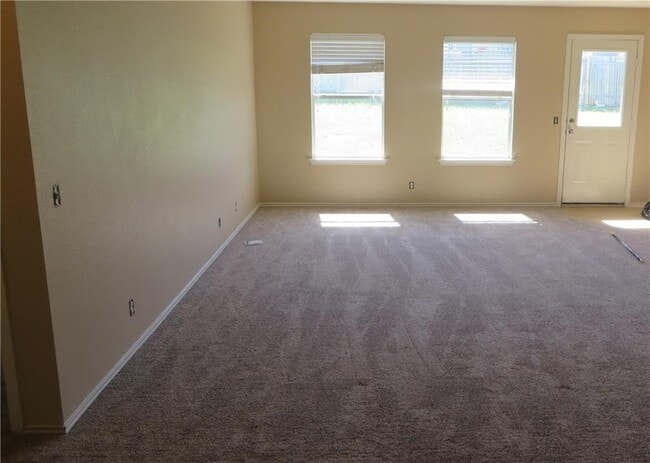 Building Photo - Recently updated 4/2/2 one story in Post Oak! Rental