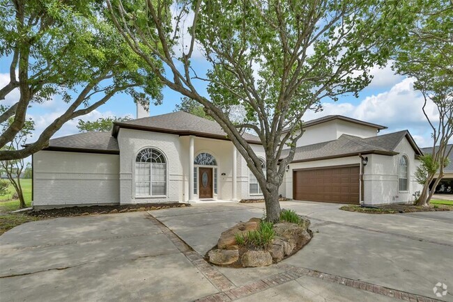 Building Photo - 108 Somerton Dr Rental