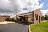 fachada del edificio - Courts of Colfax Apartments