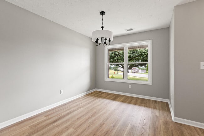 Photo - 105 Bay Hill Dr