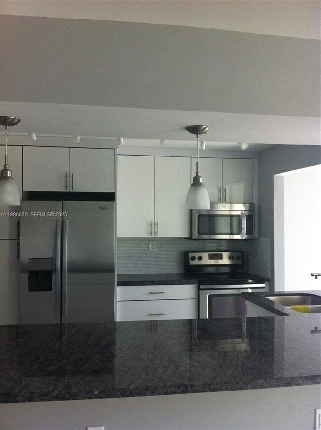 Photo - 16558 NE 26th Ave Unit 5I