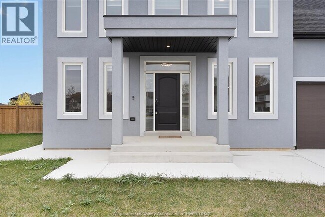 Photo - 79 Noble CRT