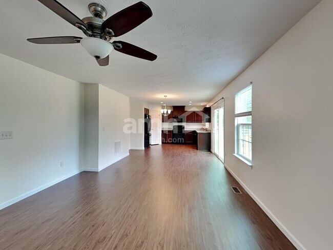 Photo - 1396 Apple Farm Dr