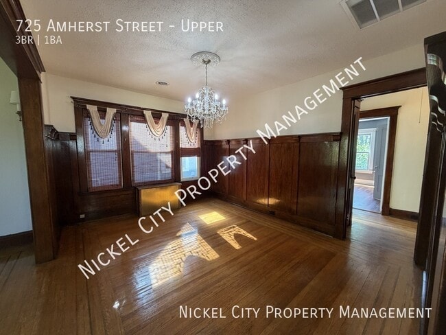 Photo - 725 Amherst St Unidad Upper