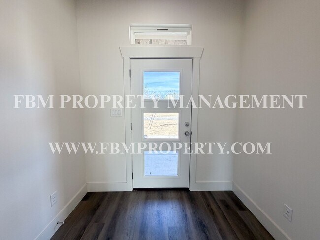 Photo - 903 Sunrise Ave