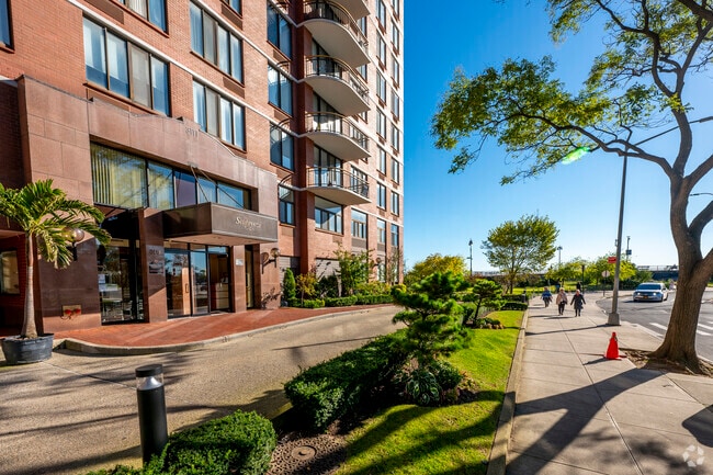 Photo - Seabreeze Plaza