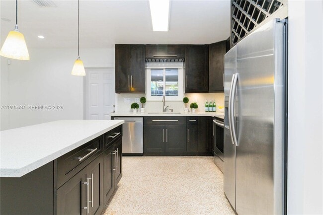 Photo - 2401 SW 31st Ave