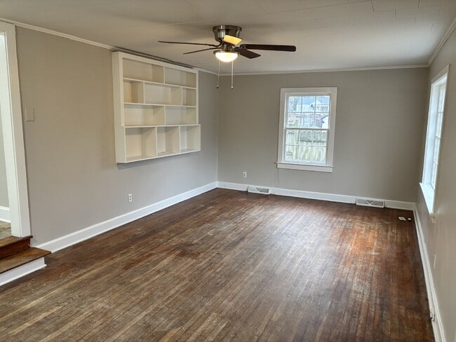 Building Photo - Fresh & Inviting! Refreshed 3-Bedroom Home in Winston-Salem