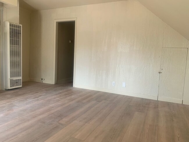 Photo - 732 Chestnut St Unit 3