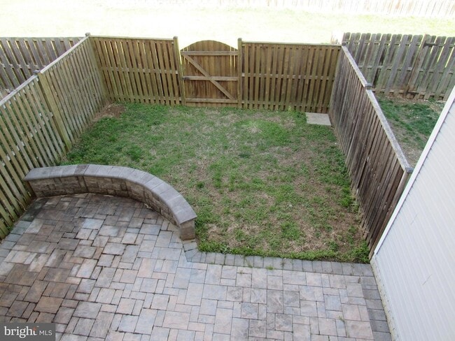 Photo - 80 Lieutenant Ct