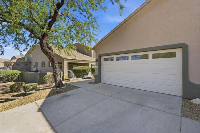 Photo - 11725 N Desert Crst Ln