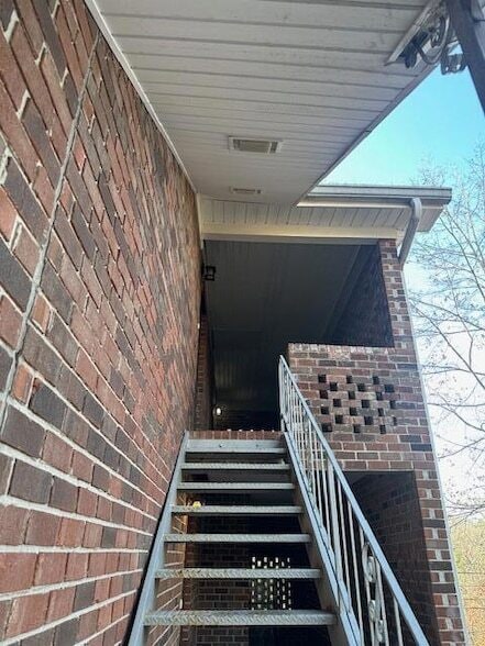 Photo - 1882 Ohio Ave NW