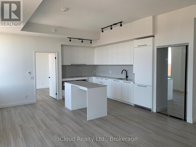 Photo - 1050 Eastern Ave Unit 1603