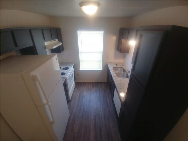 Photo - 703 San Saba Dr
