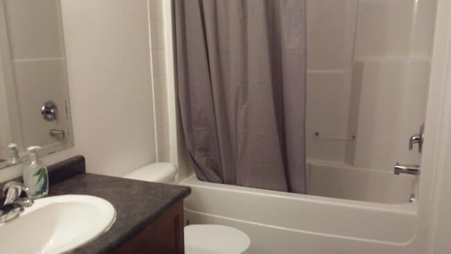 Photo - 9310-9393 93 St Unit 102