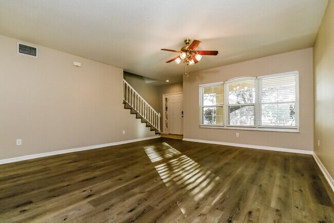 Photo - 6507 Summer Cove Dr