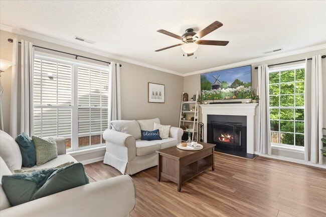 Photo - 103 Valley Glen Ct