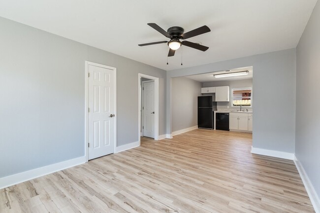 Photo - 611 Lenora St Unit 611 Lenora
