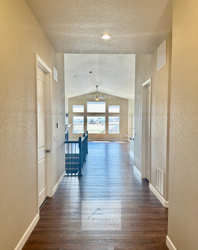 Photo - 7142 Bigtooth Maple Dr House