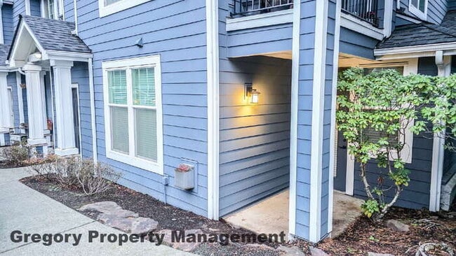 Photo - Sunlit & Spacious Ground-Level Condo | 12-Foot Ceilings, Luxury Amenities & Ideal Locale Unidad 2502