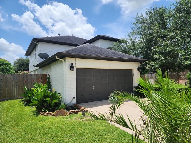 Building Photo - 16935 Jelly Park Stone Dr Rental